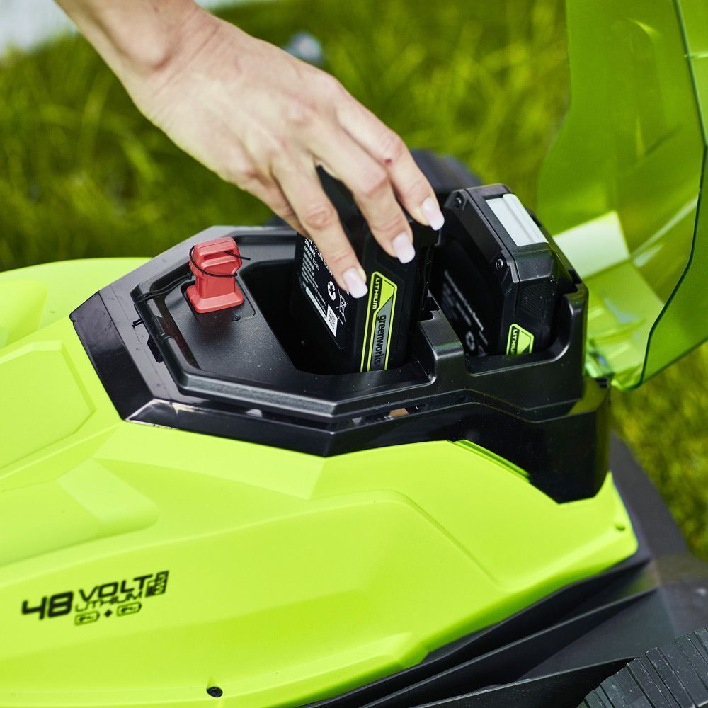 Greenworks 48V 41cm Cordless Lawnmower & 2x 2Ah Batteries